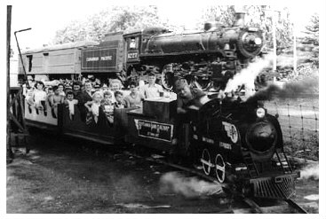 (Image: Miniature Train 1950s)