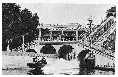 (Image: Close up of Boat exiting the `Shoot-the-Chutes')
