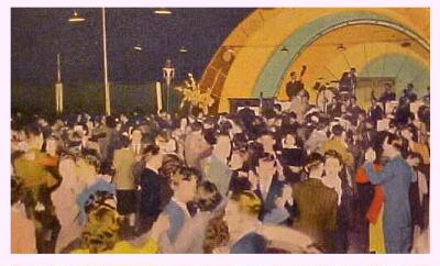 (Image: Dancers Enjpy a Band at The `Seabreeze')