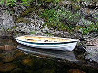 Dinghy in Cinc Island Bay