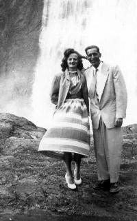 Jeanne Morel et Paul-Emile Ouellet